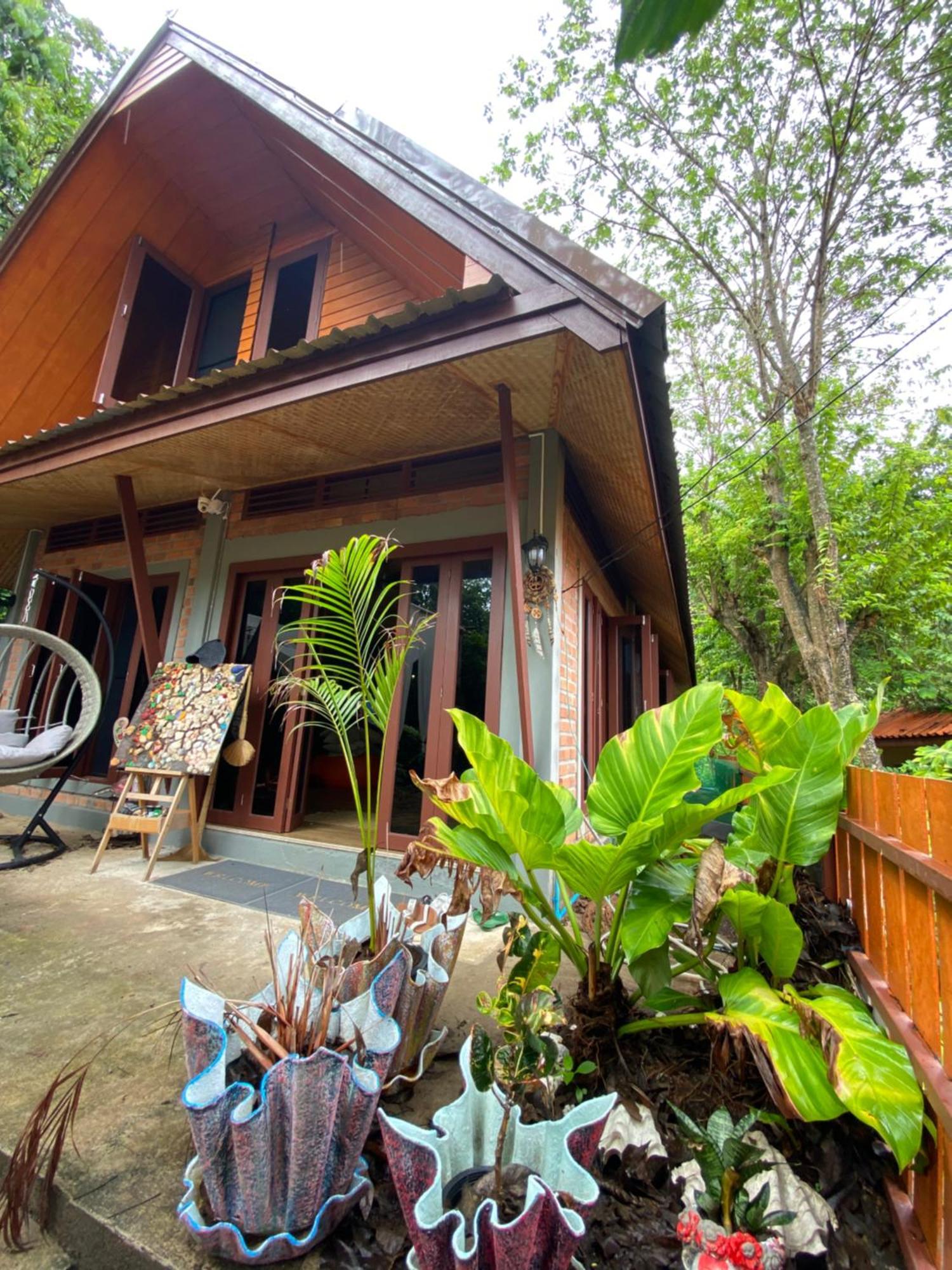 Jungle House At Yanui Beach In Rawai Villa Phuket Exteriör bild